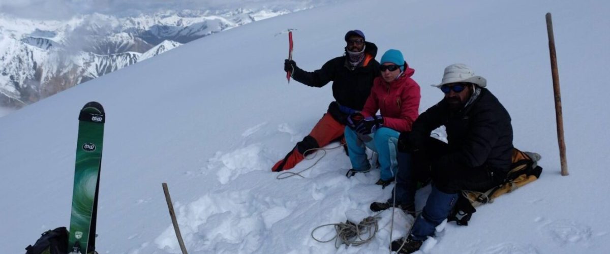 Minglik Sar expedition Pakistan Shimshal Valley trekking Climbing 6000m peaks in Pakistan Trekking in Hunza Gilgit-Baltistan Karakoram mountaineering Easy trekking peaks in Pakistan